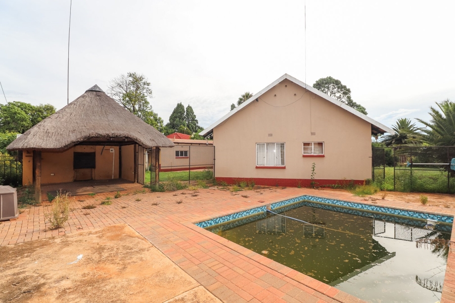 3 Bedroom Property for Sale in Stilfontein Ext 4 North West